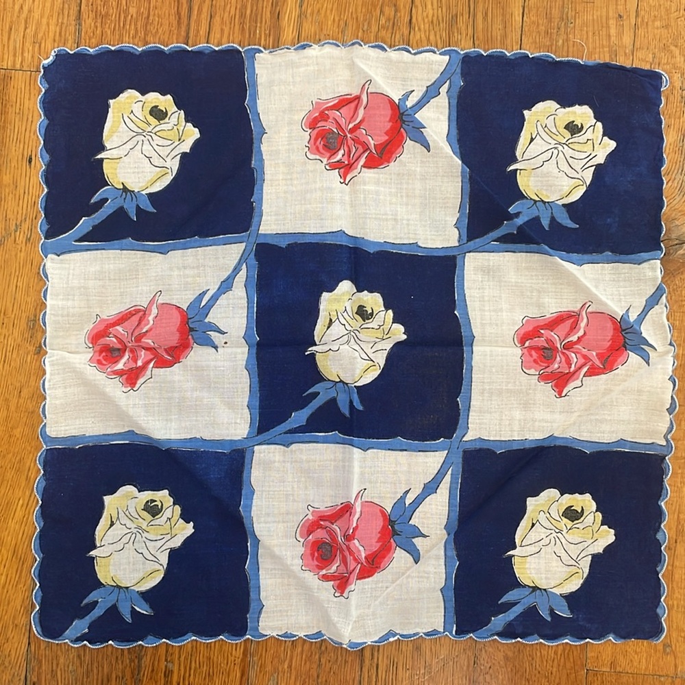 Vintage Floral Handkerchief. - Picture 2 of 7